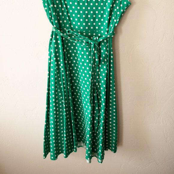 green polka dot dress - Picture 3 of 3